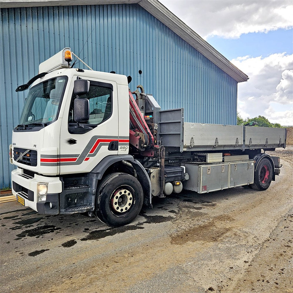 Volvo 280 FE - Multibasculante camión, Camión grúa: foto 1 Volvo 280 FE - Multibasculante camión, Camión grúa: foto 1