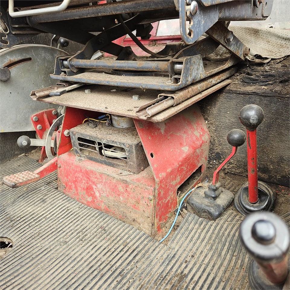 Tractor Volvo 650: foto 12 Tractor Volvo 650: foto 12