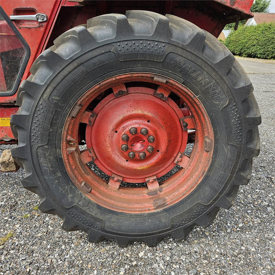 Tractor Volvo 650: foto 50 Tractor Volvo 650: foto 50