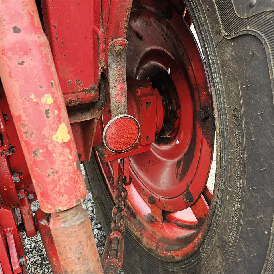 Tractor Volvo 650: foto 48 Tractor Volvo 650: foto 48