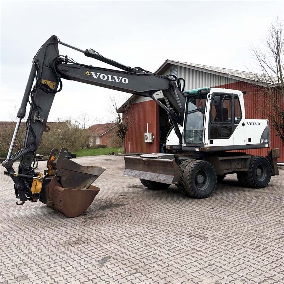 Volvo EW160B - Excavadora de ruedas: foto 2 Volvo EW160B - Excavadora de ruedas: foto 2