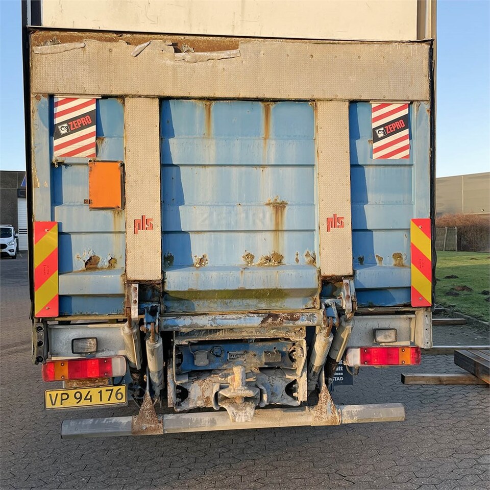 Leasing financiero de Volvo FM12 leasing Volvo FM12: foto 15