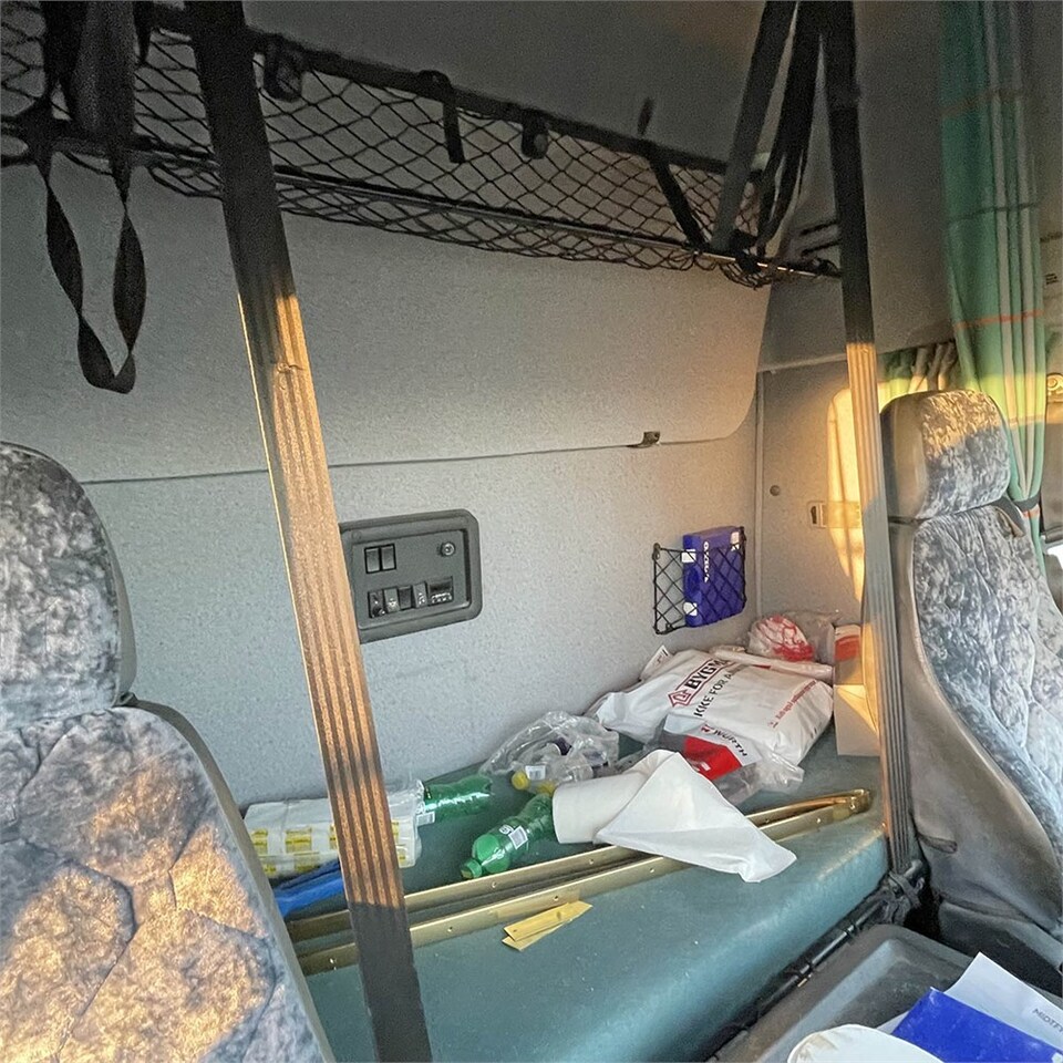 Leasing financiero de Volvo FM12 leasing Volvo FM12: foto 42