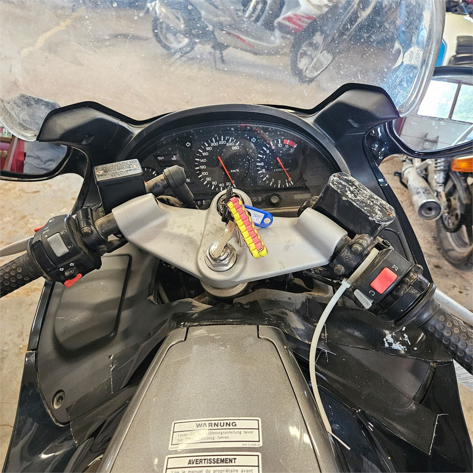 Motocicleta Yamaha GTS 1000: foto 10