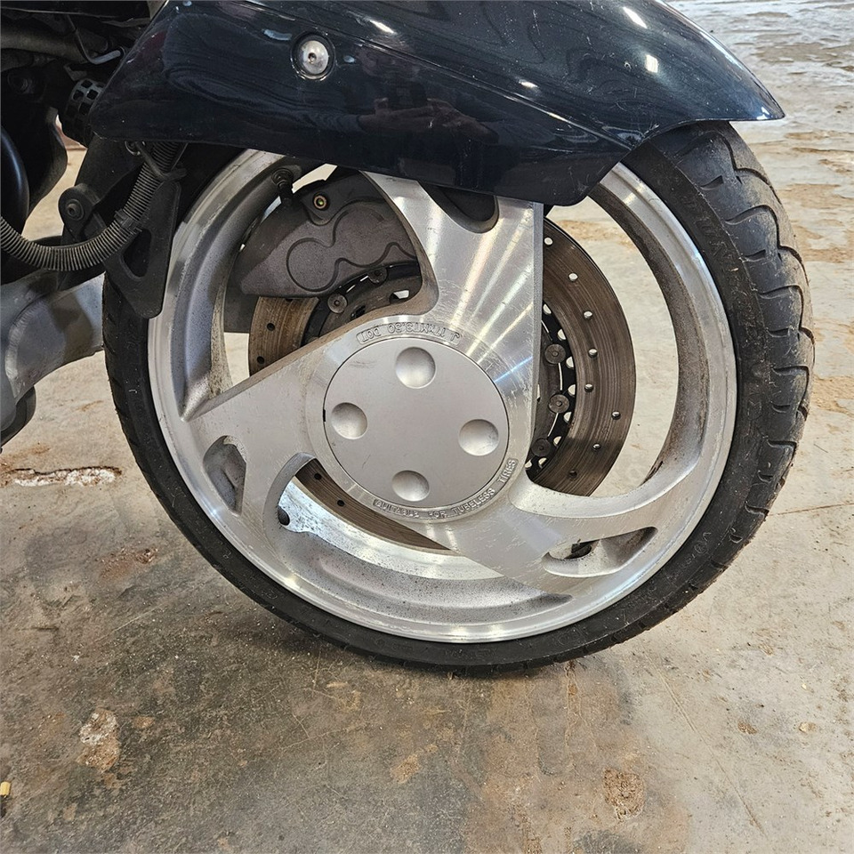 Motocicleta Yamaha GTS 1000: foto 28