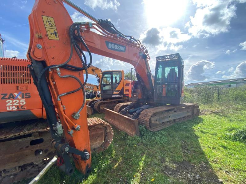 Doosan DX 140 LCR-5 - Excavadora de cadenas: foto 1 Doosan DX 140 LCR-5 - Excavadora de cadenas: foto 1