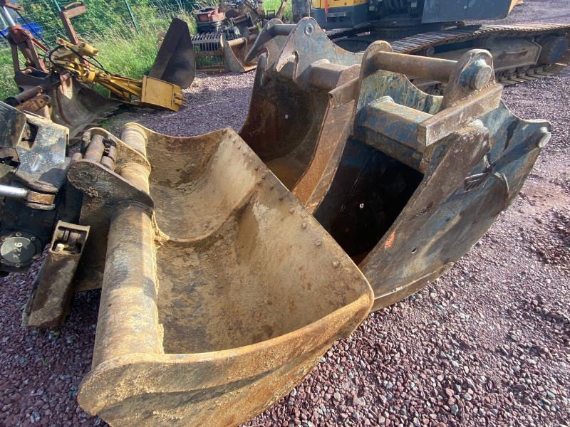 Excavadora de cadenas Volvo ECR 235EL: foto 11