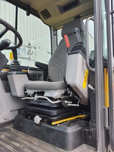 Excavadora de ruedas Volvo EW 60E: foto 6