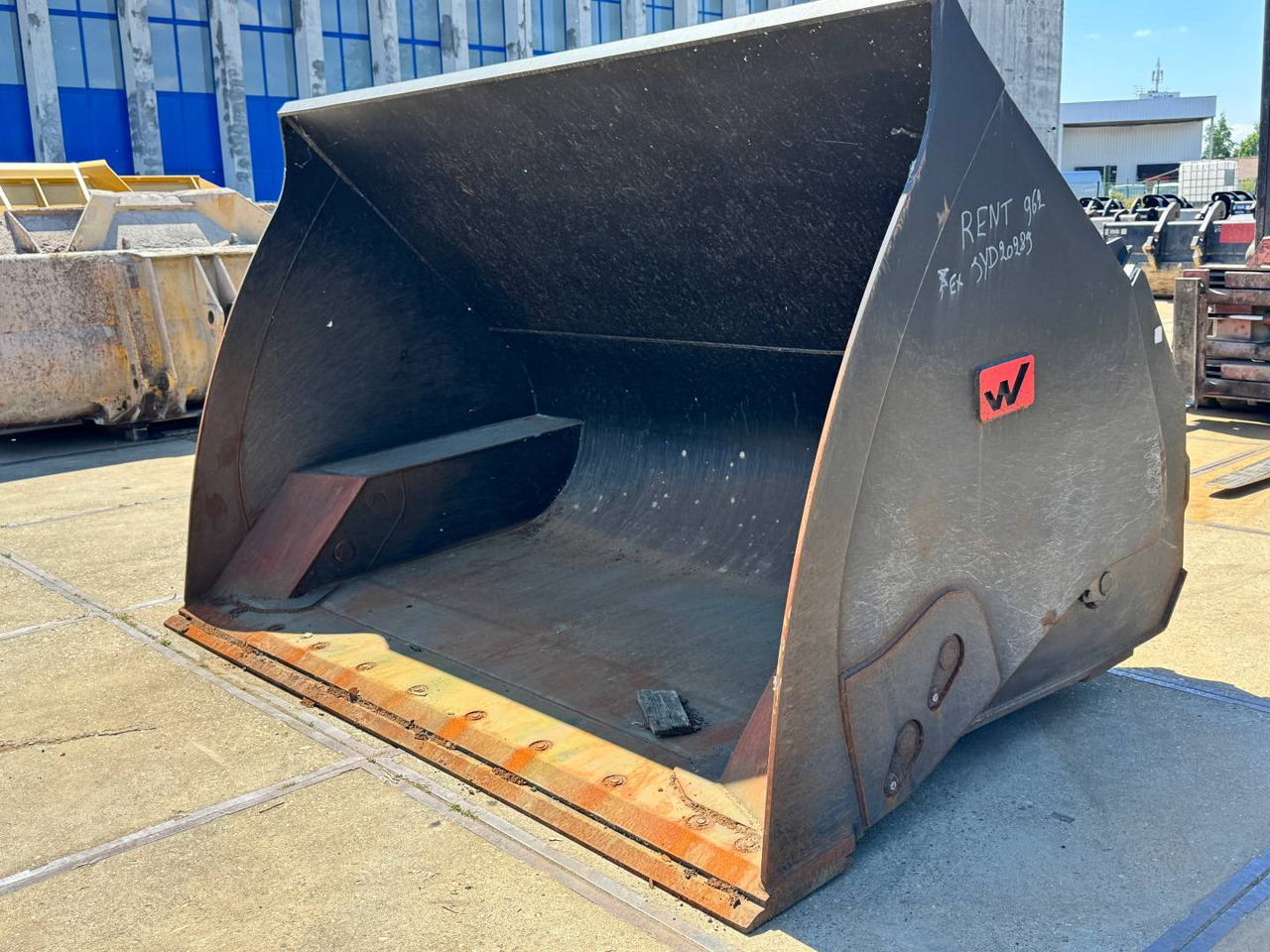 CAT 962 HIGH DUMP BUCKET 6.0 M3 - Cazo: foto 1 CAT 962 HIGH DUMP BUCKET 6.0 M3 - Cazo: foto 1