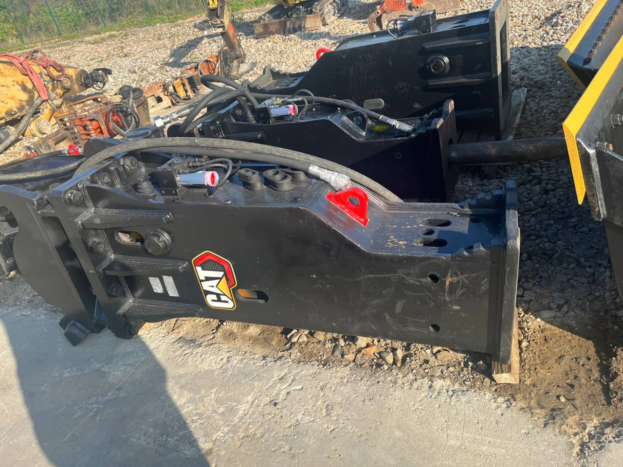 CAT H130GCS/CW40S - Martillo hidráulico: foto 1 CAT H130GCS/CW40S - Martillo hidráulico: foto 1