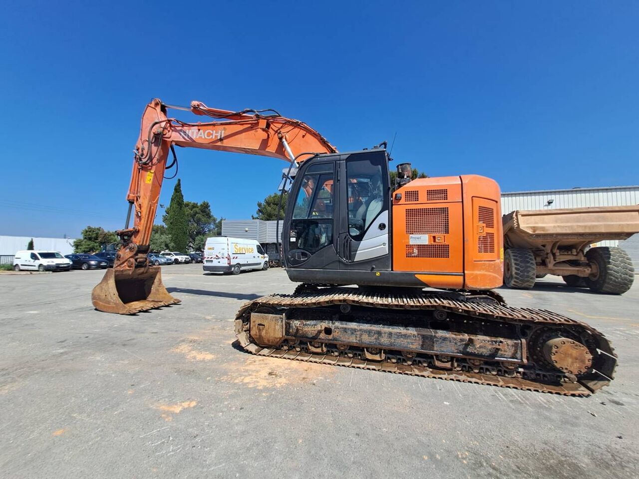 HITACHI ZX225 - Excavadora de cadenas: foto 3 HITACHI ZX225 - Excavadora de cadenas: foto 3
