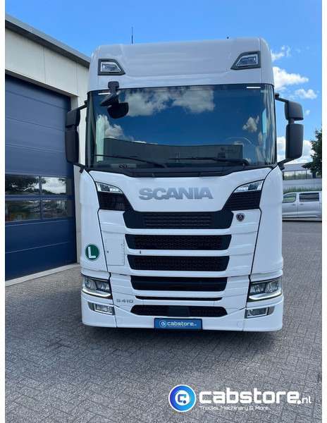 Scania S410 A 4x2 EB Euro 6 - MEGA VOLUME - RETARDER - Bouwjaar 2018 - S-Highline - Km 822.505 - Differentieelslot - Cabeza tractora: foto 3 Scania S410 A 4x2 EB Euro 6 - MEGA VOLUME - RETARDER - Bouwjaar 2018 - S-Highline - Km 822.505 - Differentieelslot - Cabeza tractora: foto 3