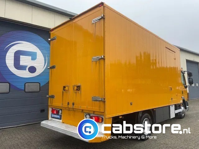 DAF LF 45.160 4x2 Euro 5 EEV - Year 2008 - Mobiele werkplaats - Bakwagen - Closed box - Km 268.123 - Camión caja cerrada: foto 4 DAF LF 45.160 4x2 Euro 5 EEV - Year 2008 - Mobiele werkplaats - Bakwagen - Closed box - Km 268.123 - Camión caja cerrada: foto 4