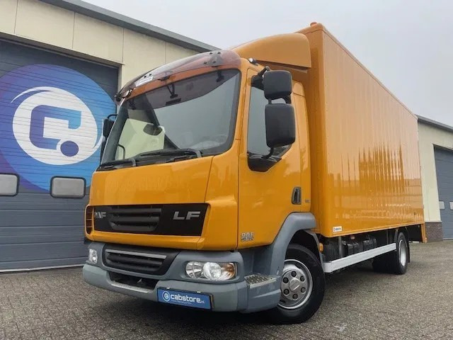 DAF LF 45.160 4x2 Euro 5 EEV - Year 2008 - Mobiele werkplaats - Bakwagen - Closed box - Km 268.123 - Camión caja cerrada: foto 2 DAF LF 45.160 4x2 Euro 5 EEV - Year 2008 - Mobiele werkplaats - Bakwagen - Closed box - Km 268.123 - Camión caja cerrada: foto 2