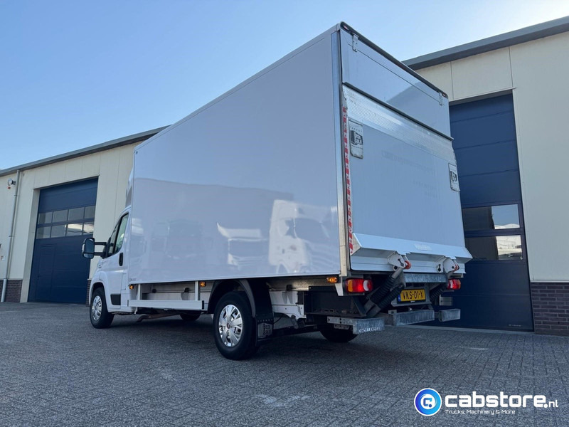 Fiat Ducato 2.3 Multijet 160 Pk Euro 6 - Bouwjaar 2021 - Handgeschakeld 6 speed - Airco - 3 zitplaatsen - Laadklep - Camión caja cerrada: foto 3 Fiat Ducato 2.3 Multijet 160 Pk Euro 6 - Bouwjaar 2021 - Handgeschakeld 6 speed - Airco - 3 zitplaatsen - Laadklep - Camión caja cerrada: foto 3