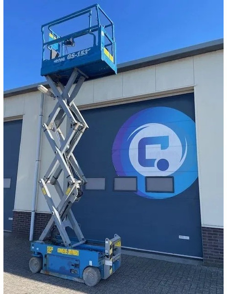 Genie GS-1532 Hoogwerker Arbeitsbuhne - Skylift - Year 2017 - 6,6 meter - Plataforma de tijeras: foto 2 Genie GS-1532 Hoogwerker Arbeitsbuhne - Skylift - Year 2017 - 6,6 meter - Plataforma de tijeras: foto 2