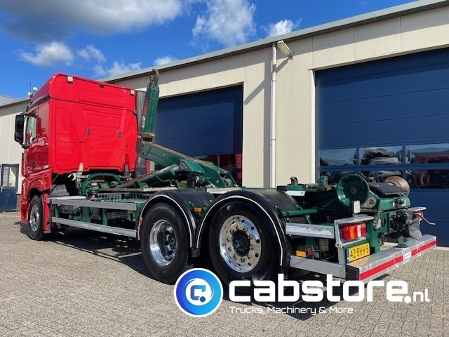 Mercedes-Benz ACTROS 2542 6x2 Euro 6 - HIAB-Multilift 26 Ton's Haakarmsysteem - Containerlift -Bouwjaar 2016 - Km 544.497 - Multibasculante camión: foto 4 Mercedes-Benz ACTROS 2542 6x2 Euro 6 - HIAB-Multilift 26 Ton's Haakarmsysteem - Containerlift -Bouwjaar 2016 - Km 544.497 - Multibasculante camión: foto 4