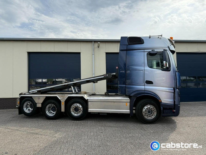 Mercedes-Benz ACTROS 3663 Euro 6 - 8x2 - RETARDER - Bouwjaar 09-2017 - 30 Ton's Container Kabelsysteem - Km 476.892 - Good condition - Camión con equipo de cable: foto 3 Mercedes-Benz ACTROS 3663 Euro 6 - 8x2 - RETARDER - Bouwjaar 09-2017 - 30 Ton's Container Kabelsysteem - Km 476.892 - Good condition - Camión con equipo de cable: foto 3