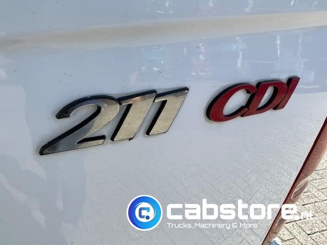 Minibús, Furgoneta de pasajeros Mercedes-Benz SPRINTER 211 CDI - L2/H2- Automatische versnellingsbak - 9 Persoons - Bouwjaar 2009 - APK tot 17-01-2026 ! - Side bars - Privacy glas - Airco: foto 15 Minibús, Furgoneta de pasajeros Mercedes-Benz SPRINTER 211 CDI - L2/H2- Automatische versnellingsbak - 9 Persoons - Bouwjaar 2009 - APK tot 17-01-2026 ! - Side bars - Privacy glas - Airco: foto 15