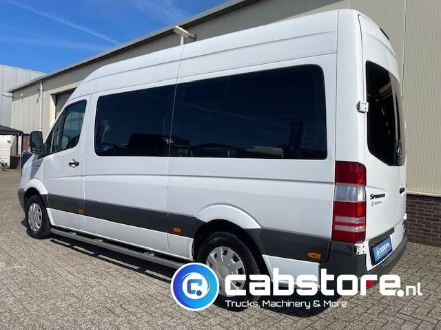 Minibús, Furgoneta de pasajeros Mercedes-Benz SPRINTER 211 CDI - L2/H2- Automatische versnellingsbak - 9 Persoons - Bouwjaar 2009 - APK tot 17-01-2026 ! - Side bars - Privacy glas - Airco: foto 20 Minibús, Furgoneta de pasajeros Mercedes-Benz SPRINTER 211 CDI - L2/H2- Automatische versnellingsbak - 9 Persoons - Bouwjaar 2009 - APK tot 17-01-2026 ! - Side bars - Privacy glas - Airco: foto 20