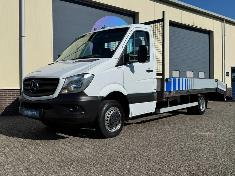 Mercedes-Benz Sprinter 516 CDI 2.2 163 Pk Euro 6 - Oprijwagen - Trekhaak - Year 2017 - Vehículo comercial ligero: foto 2 Mercedes-Benz Sprinter 516 CDI 2.2 163 Pk Euro 6 - Oprijwagen - Trekhaak - Year 2017 - Vehículo comercial ligero: foto 2