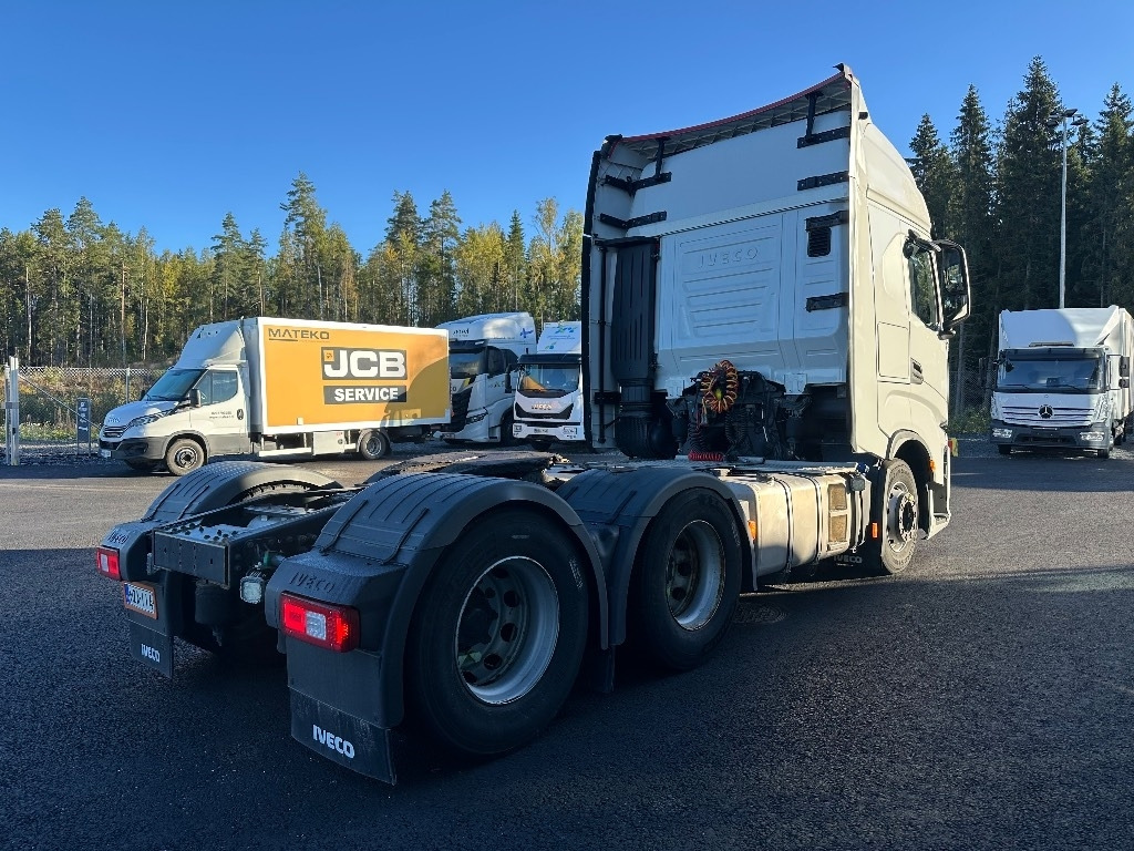 Iveco S-Way AS440X57 TZ/P 6x4 HCT - Cabeza tractora: foto 4 Iveco S-Way AS440X57 TZ/P 6x4 HCT - Cabeza tractora: foto 4