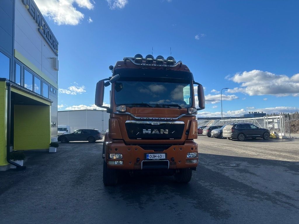 MAN TGS 6X6 - Cabeza tractora: foto 2 MAN TGS 6X6 - Cabeza tractora: foto 2