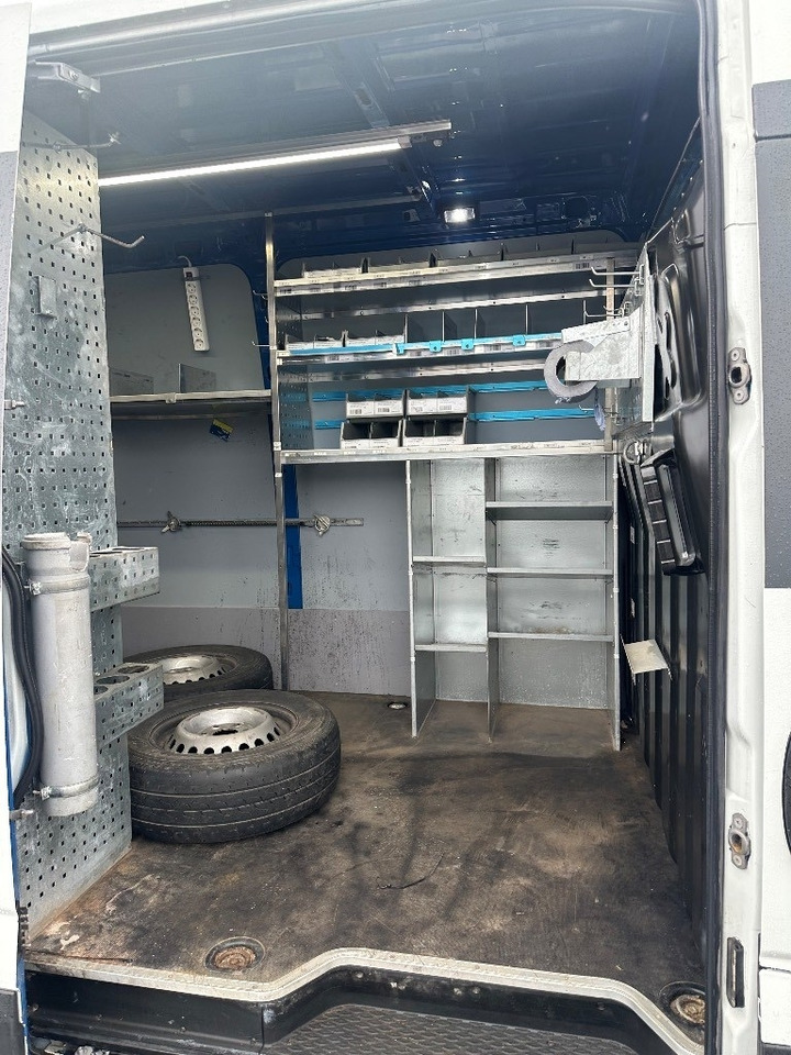 Iveco Daily 35S16 - Furgón: foto 5 Iveco Daily 35S16 - Furgón: foto 5