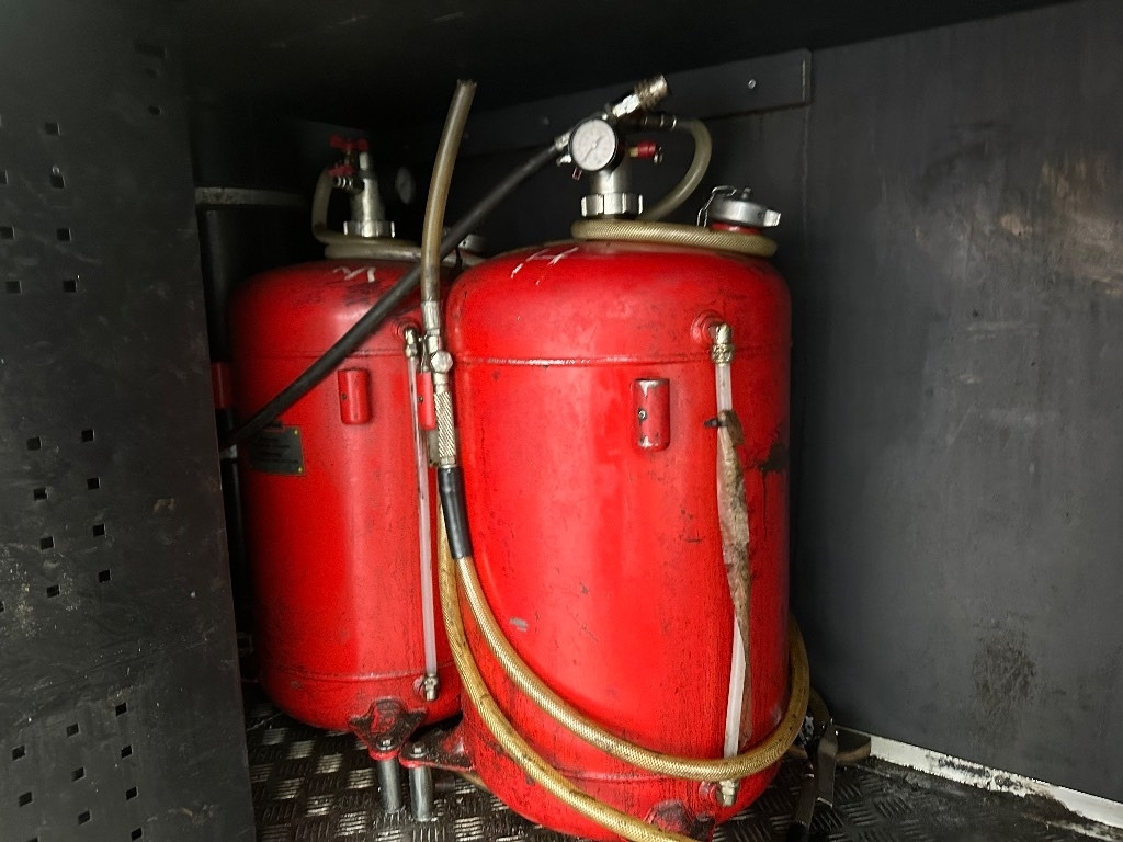 Furgón Iveco Daily 50C18A8 huoltoauto: foto 8