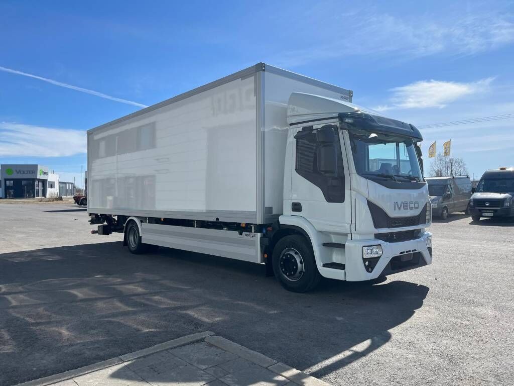 Iveco Eurocargo 160E28/FP - Camión caja cerrada: foto 4 Iveco Eurocargo 160E28/FP - Camión caja cerrada: foto 4