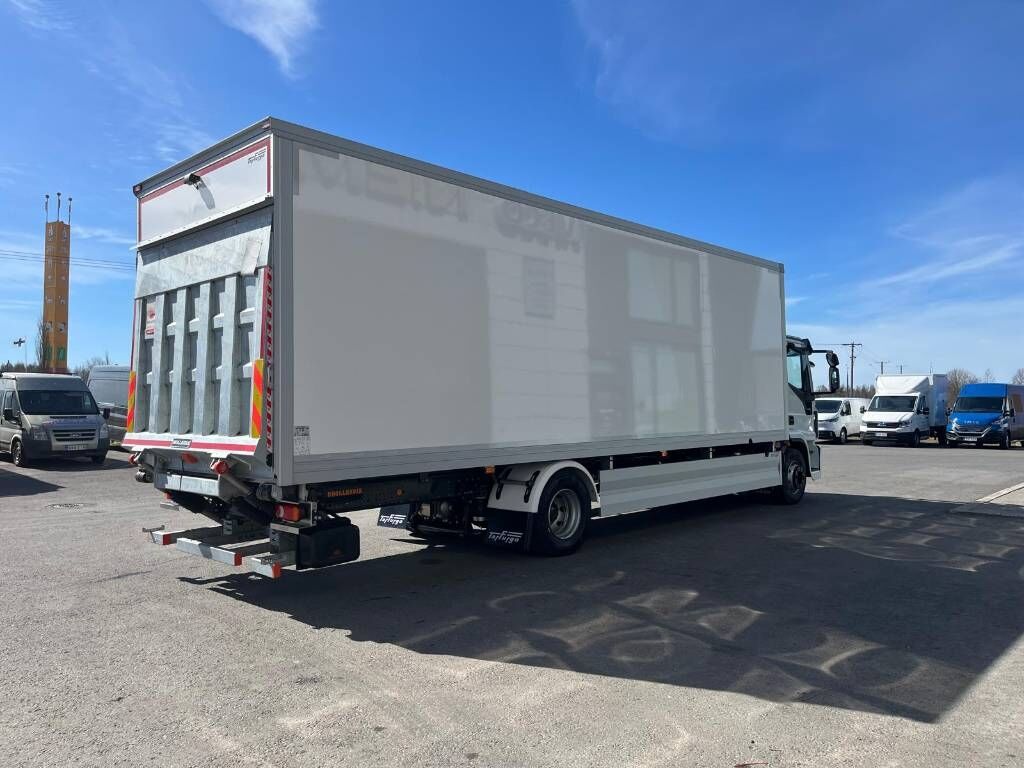Iveco Eurocargo 160E28/FP - Camión caja cerrada: foto 5 Iveco Eurocargo 160E28/FP - Camión caja cerrada: foto 5