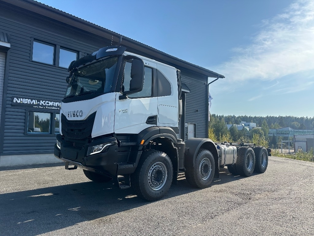 Iveco T-Way 410T510 8x4 - Chasis camión: foto 1 Iveco T-Way 410T510 8x4 - Chasis camión: foto 1