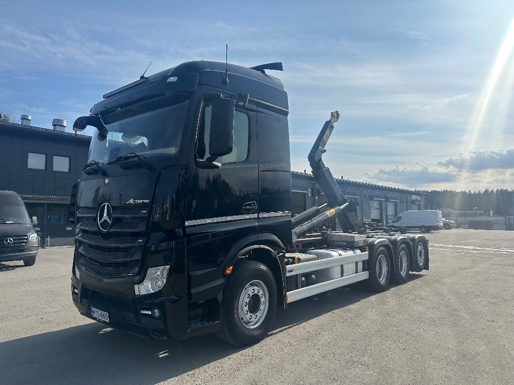 Mercedes-Benz Actros 3563 - Multibasculante camión: foto 1 Mercedes-Benz Actros 3563 - Multibasculante camión: foto 1