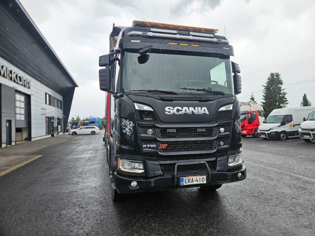 Scania R730 8x4 koko yhdistelmä  - Camión forestal: foto 2 Scania R730 8x4 koko yhdistelmä  - Camión forestal: foto 2