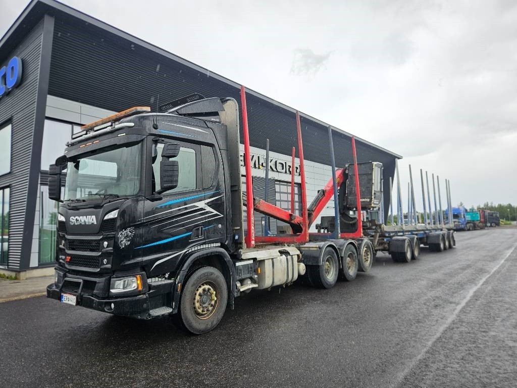 Scania R730 8x4 koko yhdistelmä  - Camión forestal: foto 1 Scania R730 8x4 koko yhdistelmä  - Camión forestal: foto 1