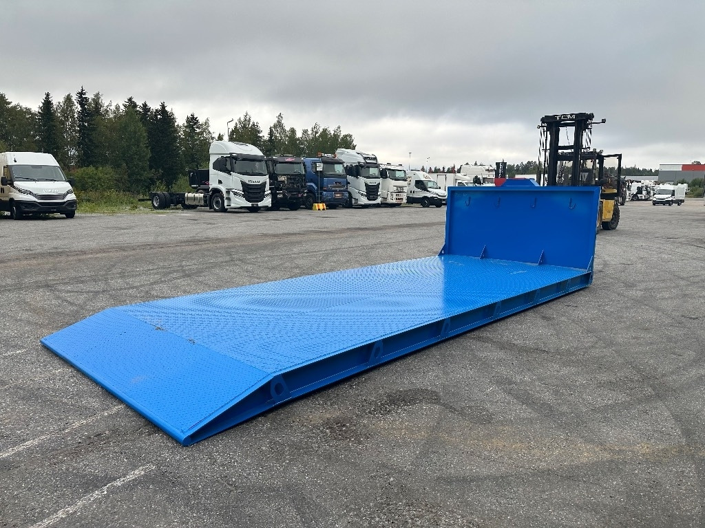 Vaihtolava Kone 20t - Contenedor de gancho: foto 3 Vaihtolava Kone 20t - Contenedor de gancho: foto 3