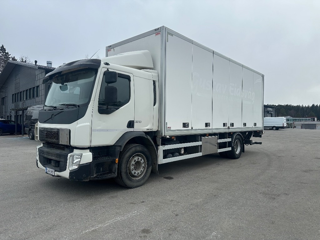 Volvo FE 320  - Camión caja cerrada: foto 1 Volvo FE 320  - Camión caja cerrada: foto 1