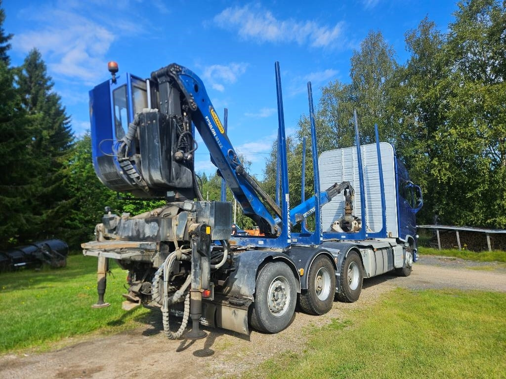 Volvo FH 16 750 8x4 76tn yhdistelmä  - Camión forestal: foto 2 Volvo FH 16 750 8x4 76tn yhdistelmä  - Camión forestal: foto 2
