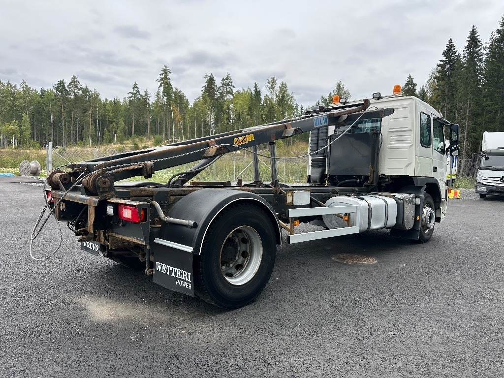 Volvo FM9 4x2 vaijerilaitteilla - Portacontenedor de cadenas camión: foto 4 Volvo FM9 4x2 vaijerilaitteilla - Portacontenedor de cadenas camión: foto 4