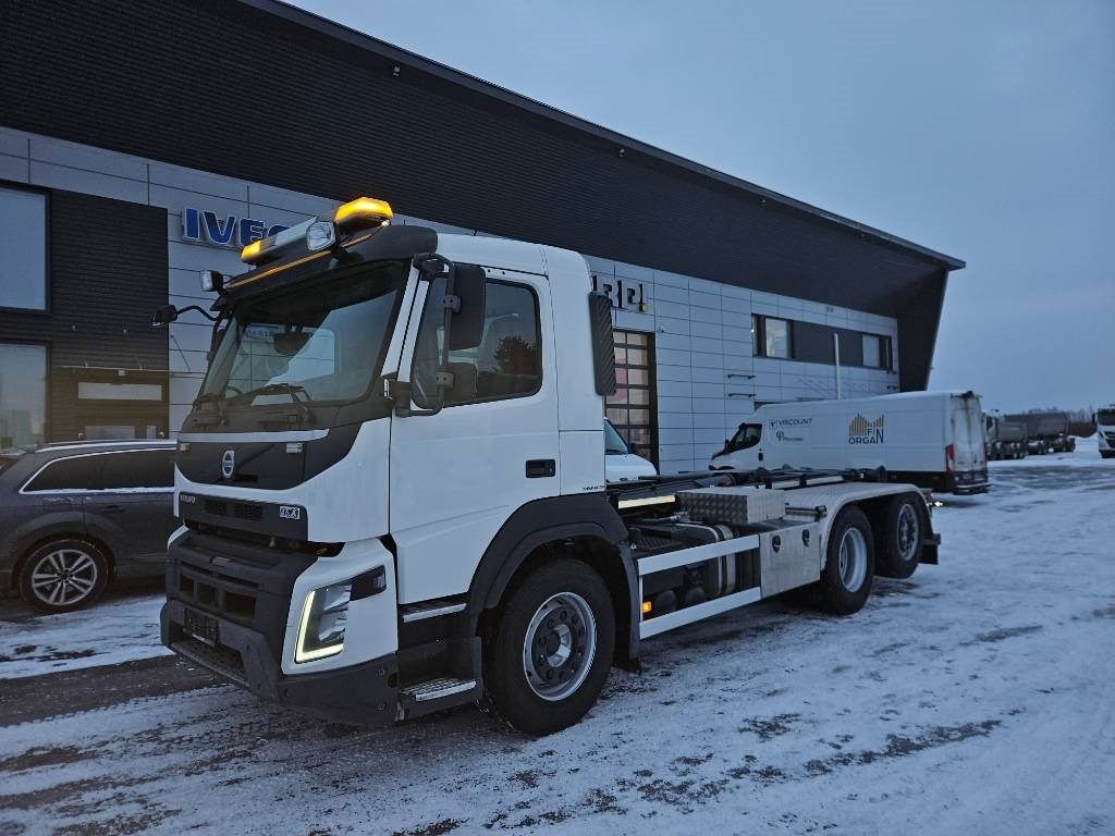 Volvo FMX 410 Mulitilft taittokoukku - Multibasculante camión: foto 1 Volvo FMX 410 Mulitilft taittokoukku - Multibasculante camión: foto 1