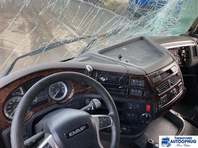 Leasing financiero de DAF XF480 6X2/4 leasing DAF XF480 6X2/4: foto 14 Leasing financiero de DAF XF480 6X2/4 leasing DAF XF480 6X2/4: foto 14