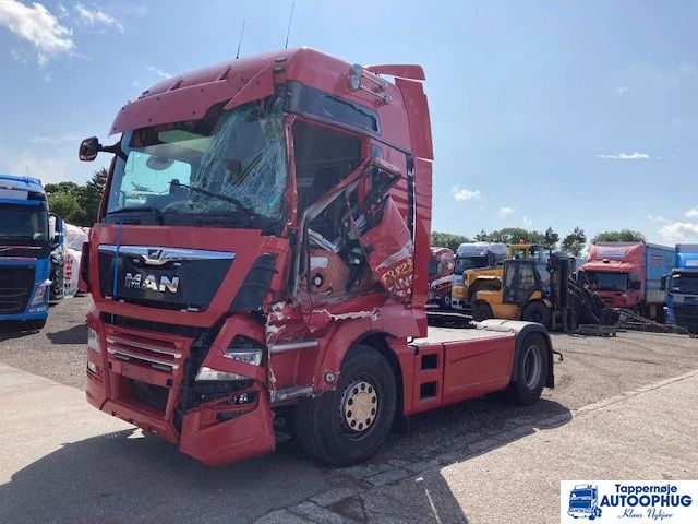 MAN TGX 18.460 4X2 Damaged - Cabeza tractora: foto 1 MAN TGX 18.460 4X2 Damaged - Cabeza tractora: foto 1
