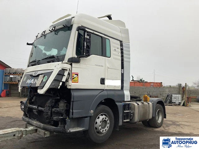 MAN TGX 18.460 Retarder - Cabeza tractora: foto 4 MAN TGX 18.460 Retarder - Cabeza tractora: foto 4