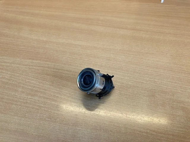 Mercedes A2139055500 – Mercedes start stop kontakt - Sistema eléctrico para Camión: foto 1 Mercedes A2139055500 – Mercedes start stop kontakt - Sistema eléctrico para Camión: foto 1