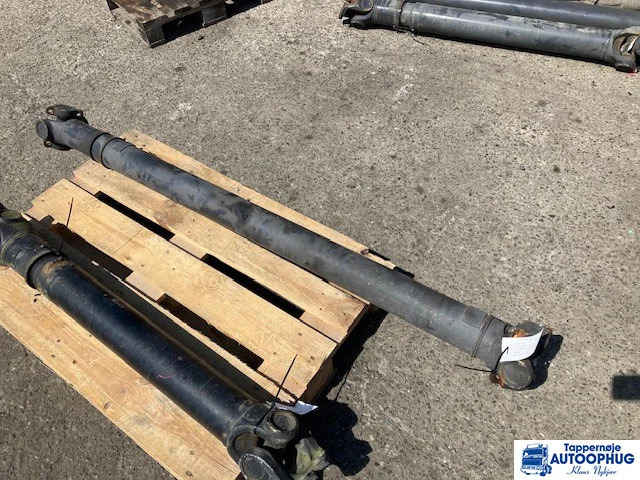 Scania P500 propeller shaft – Scania 1758615 - Eje y piezas para Camión: foto 1 Scania P500 propeller shaft – Scania 1758615 - Eje y piezas para Camión: foto 1