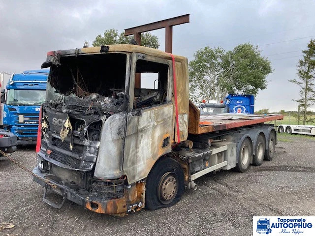 Scania R580XT 8X4 tridem - Volquete camión: foto 2 Scania R580XT 8X4 tridem - Volquete camión: foto 2