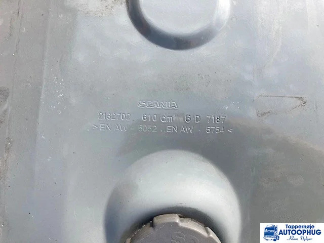 Scania fuel tank 610 liter Scania 2132702 - Depósito de combustible para Camión: foto 4 Scania fuel tank 610 liter Scania 2132702 - Depósito de combustible para Camión: foto 4