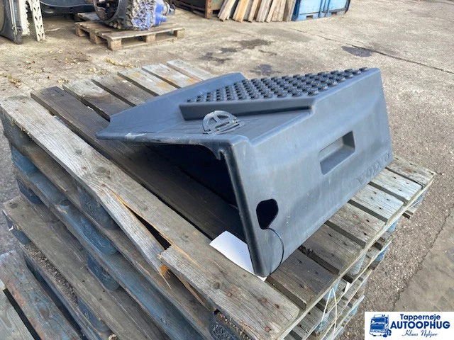 Volvo Batterilåg – Volvo 22078082 - Acumulador para Camión: foto 2 Volvo Batterilåg – Volvo 22078082 - Acumulador para Camión: foto 2