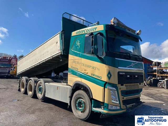 Volvo FH500 8X4 tridem tip - Volquete camión: foto 1 Volvo FH500 8X4 tridem tip - Volquete camión: foto 1