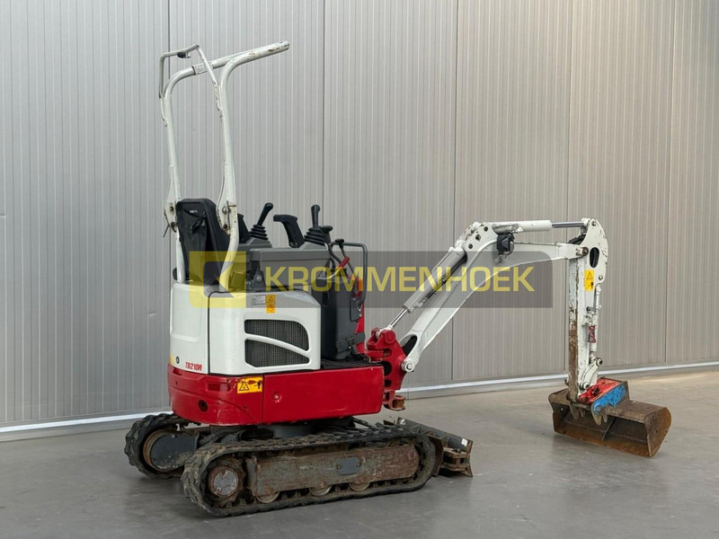 Takeuchi TB 210 R - Miniexcavadora: foto 4 Takeuchi TB 210 R - Miniexcavadora: foto 4